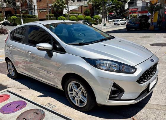 FORD FIESTA 1.6 TI-VCT FLEX SEL POWERSHIFT